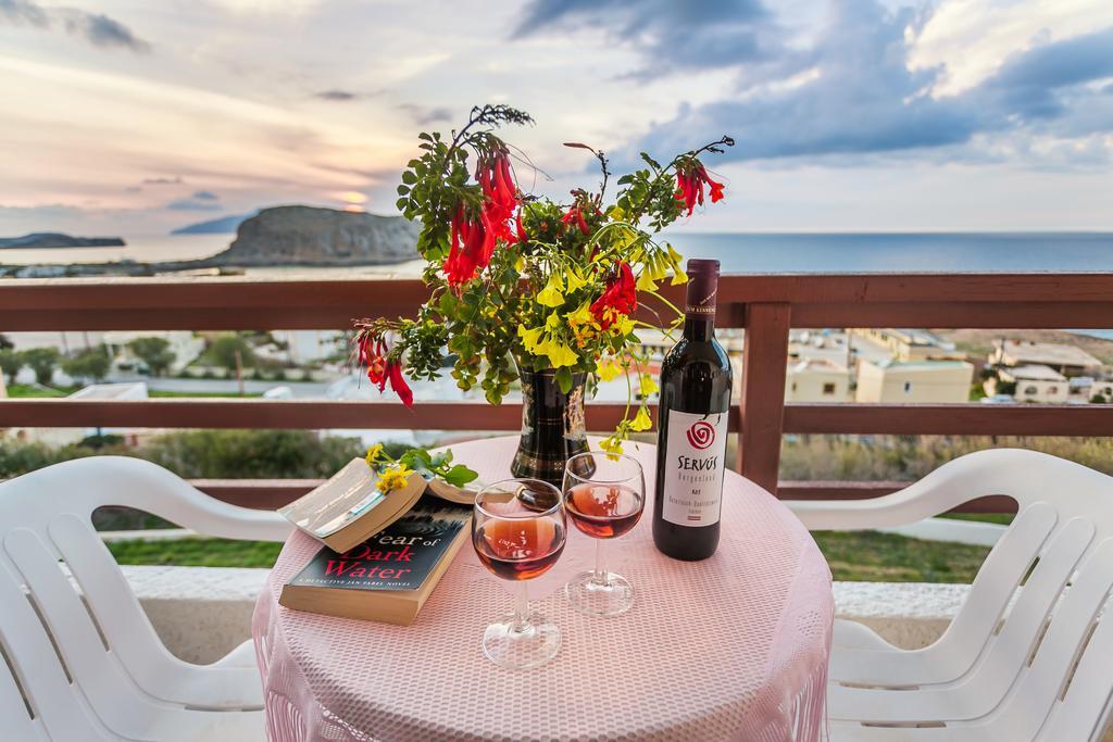 Yiannis Ηotel Φοινίκι Εξωτερικό φωτογραφία